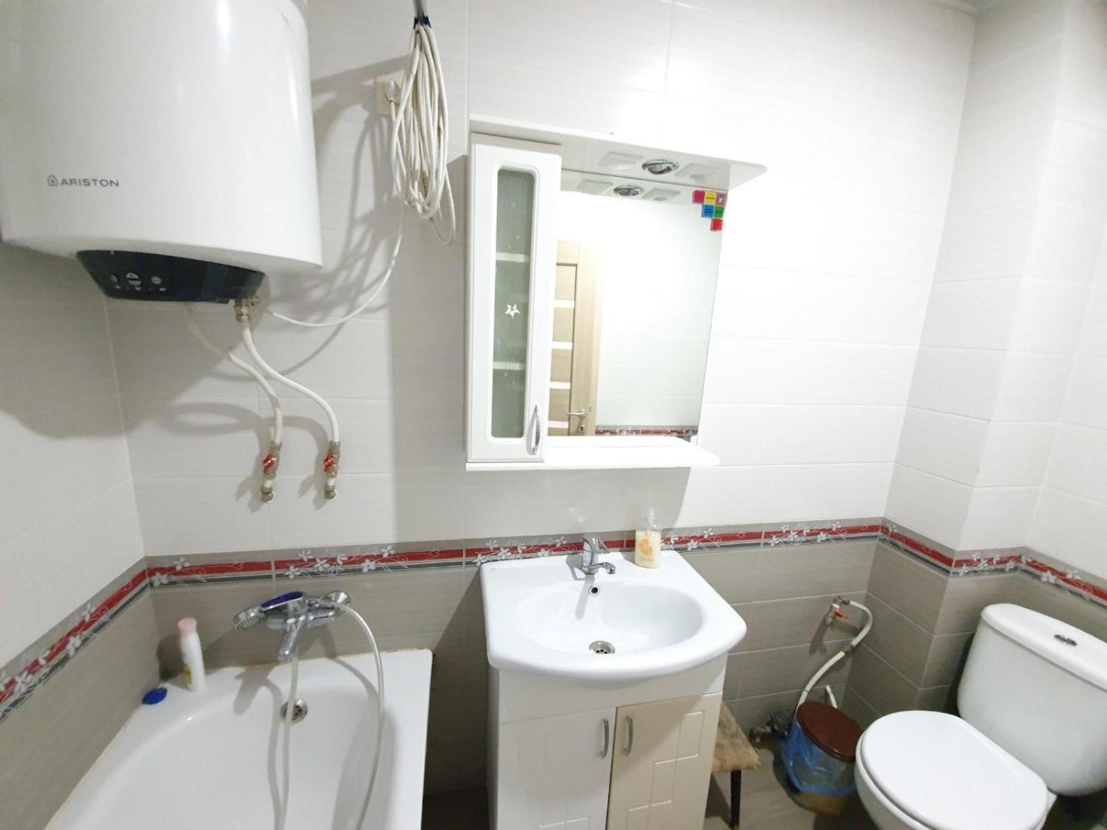 Tourist Home At Stefan Cel Mare With 2 Rooms Chisinau Bagian luar foto