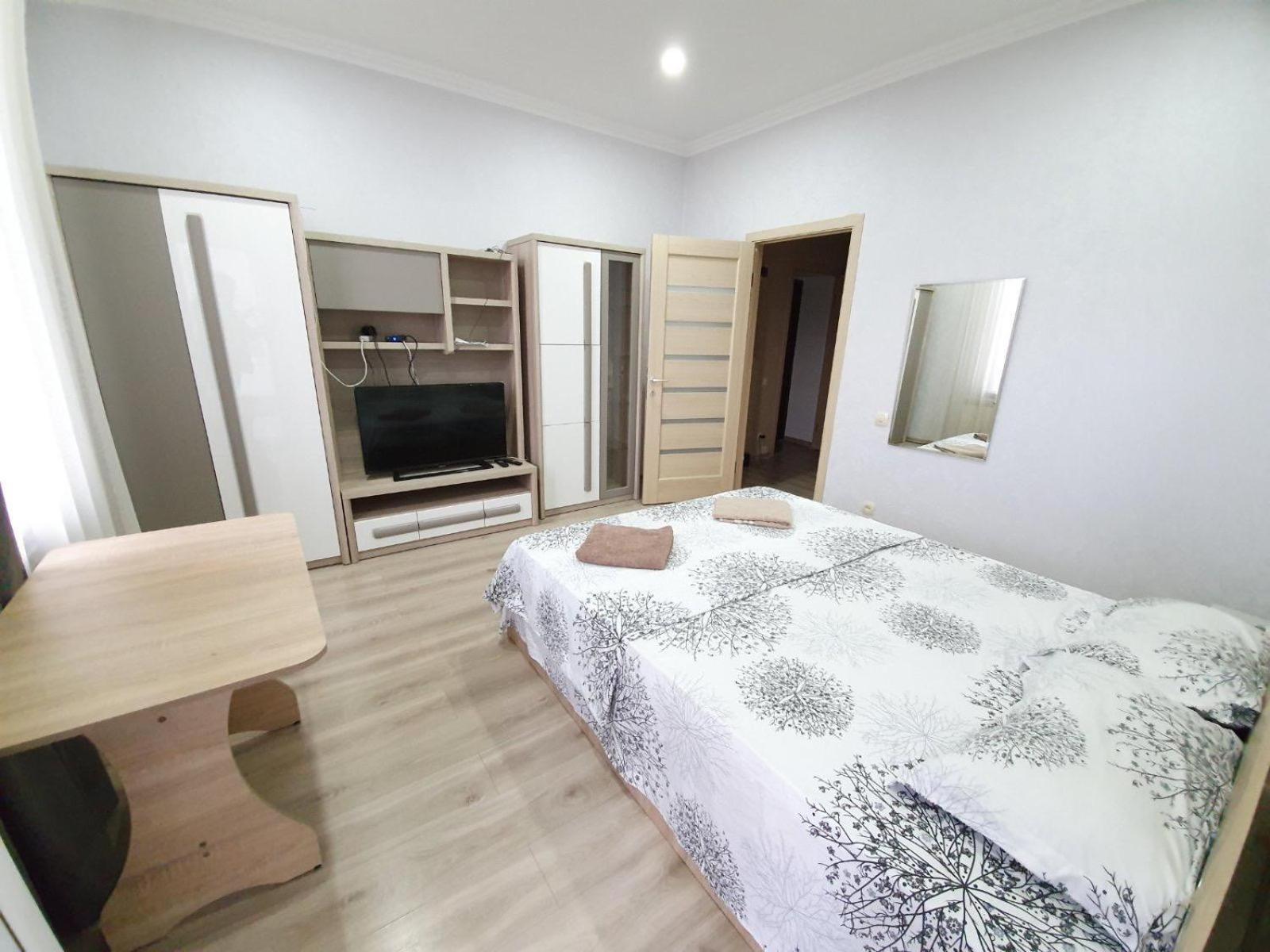 Tourist Home At Stefan Cel Mare With 2 Rooms Chisinau Bagian luar foto